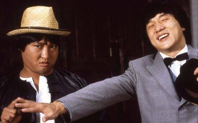 李晨妻子是谁，李晨的老婆叫什么名字（结婚30年无儿无女无怨言）