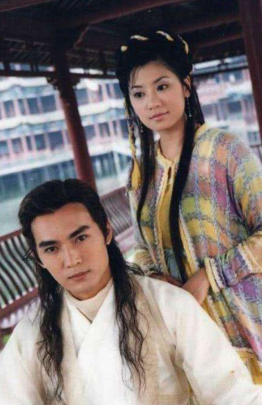 是由袁和平,鲁晓威,李瀚韬共同执导,焦恩俊,吴京,萧蔷,俞飞鸿等主演的