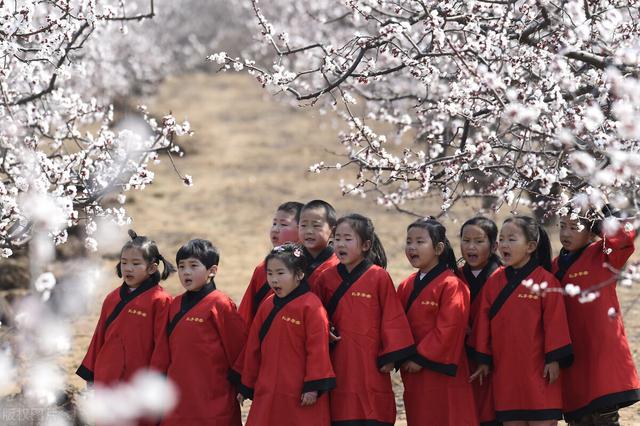 论语在古代就有之说，《论语》：“古之学者为己