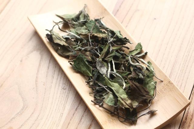 白露茶属于什么茶，白茶有几个品种（每天一点白茶小知识）