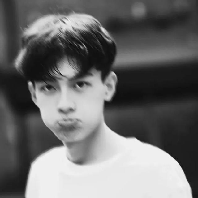 男生高级感的头像 盛不盛开 花都是花  有你没你 我都是我微信，男生高级感的头像 盛不盛开 花都是花  有你没你 我都是我（头像丨男生：盛开或者不盛开）