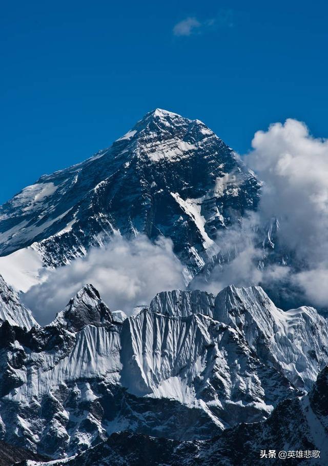乔戈里峰在哪里，世界第三大高峰在哪里（乔戈里峰比珠峰低了237米多）