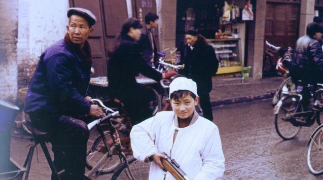 1981年属鸡人永远最旺的数字，1981年属鸡的幸运数字和颜色（时光记忆：1981年的中国）