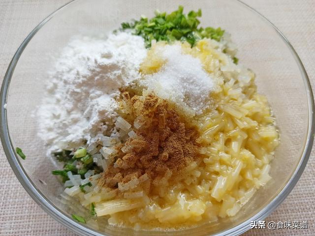各种烙饼的做法，各种烙饼的做法大全（“末伏烙饼摊鸡蛋”）