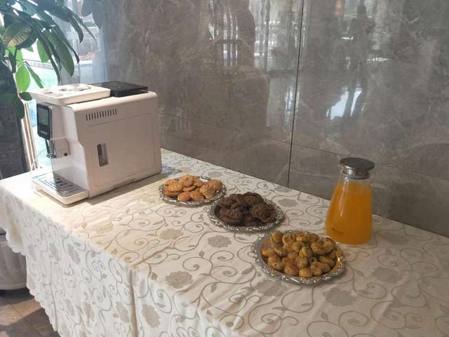 保定动物园里这几种动物特别有意思，保定市哪个动物园好玩（亲子逛吃逛吃逛吃~~）