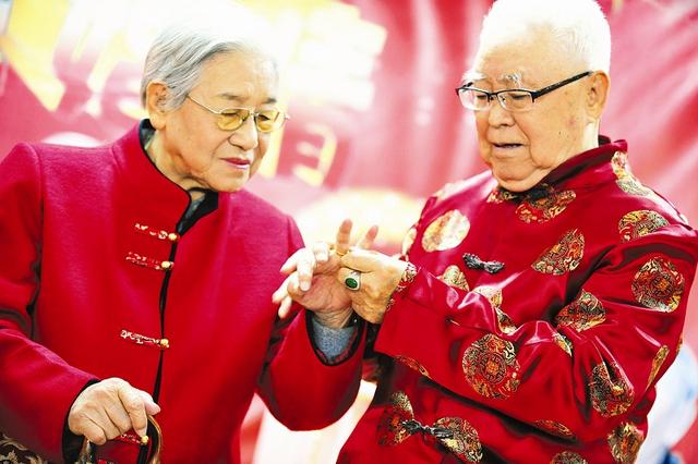 纸婚是多少年，纸婚还有什么婚（钻石婚是多少年）