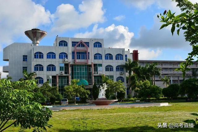 广东茂名健康职业技术学校，广东茂名健康职业学院（广东最容易考的公办大学）
