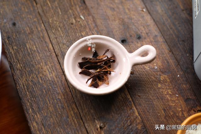 冰片糖的功效与作用，益气养胃不寒凉
