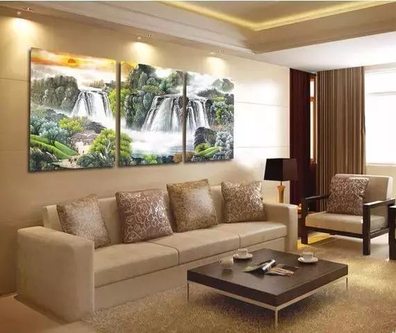 一江春水向东流指什么生肖，曲曲动听鸟不惊是什么生肖（家里字画挂什么，怎么挂）