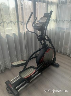 椭圆机和跑步机，椭圆机和跑步机哪个减肥效果好（哪种才是居家健身的最佳伴侣）