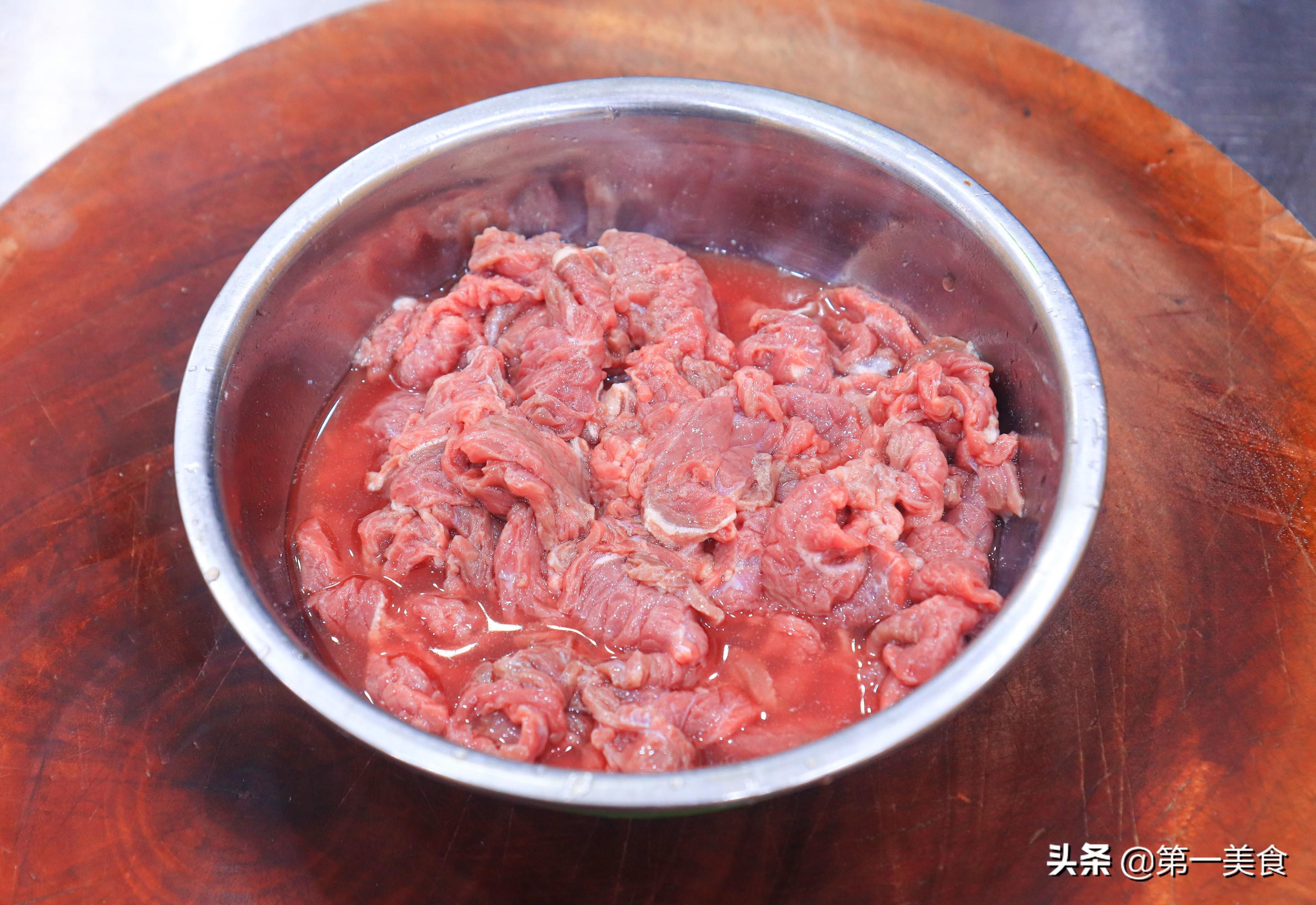牛肉怎么做才嫩，看厨师长的腌制上浆教程