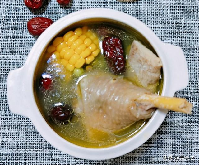 青菜咸鸭蛋汤做法，青菜咸蛋汤的做法（14道清爽汤品的做法）