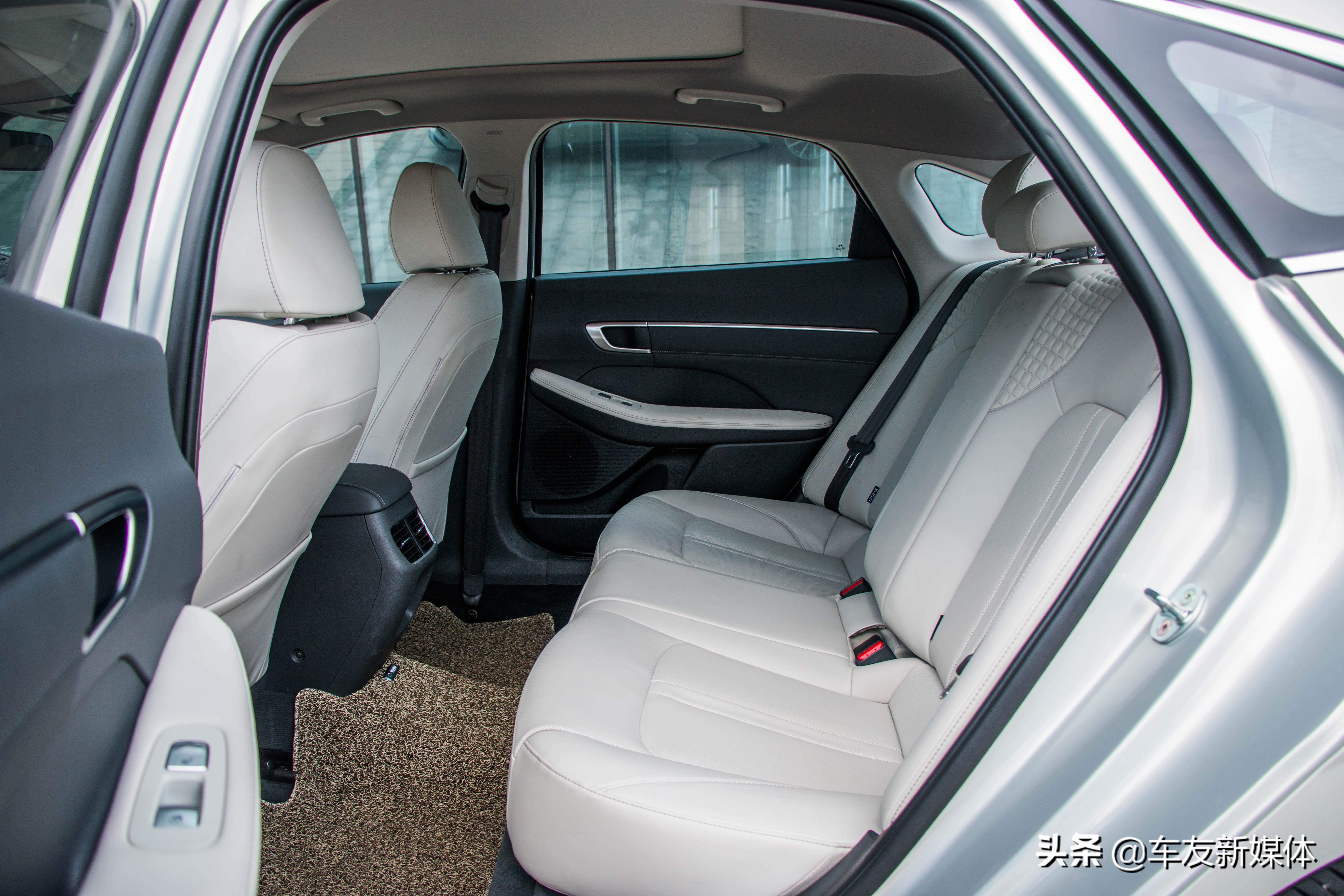 北京现代索纳塔第八代，北京现代索纳塔8代新款多少钱（深度试驾北京现代第十代索纳塔）