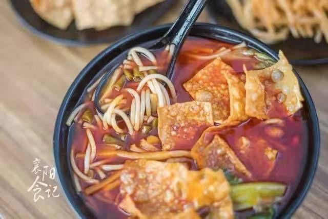 河南老式炒面的制作方法，河南老式炒面做法视频（别问了，襄阳真的没什么好吃的）