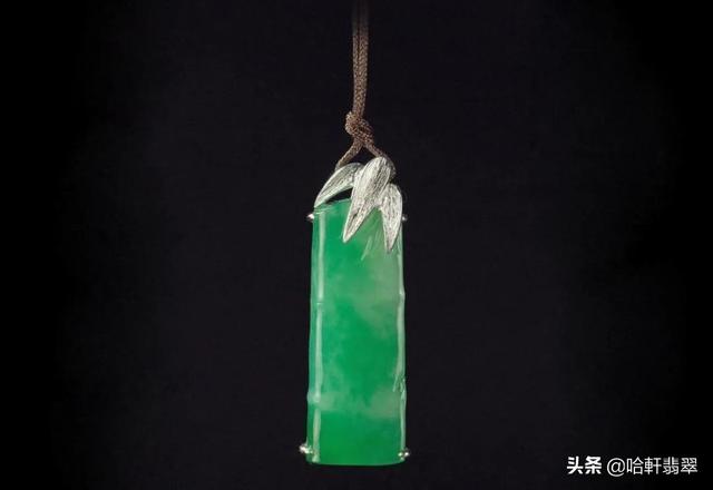 玉坠配什么链子好，绿色玉坠配什么链子好（原来张继科佩戴的冷门翡翠是它）
