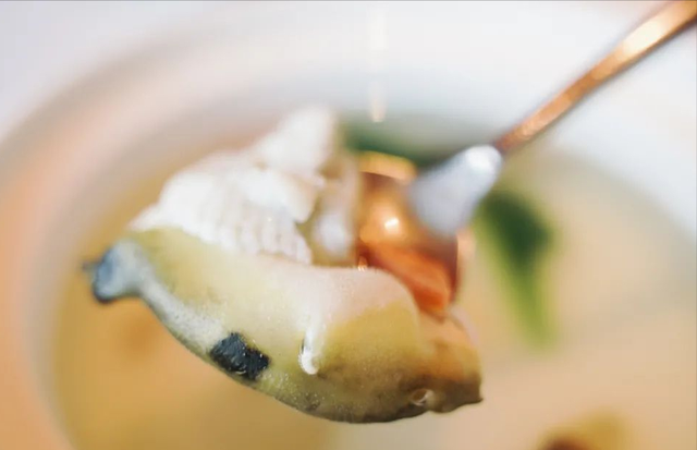 苏州特色美食排行榜前十名，苏州小吃排行榜前十名（盘点人间天堂苏州的各种美味佳肴）