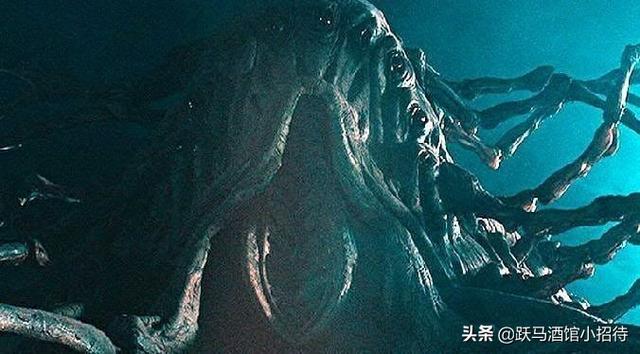 盘点经典科幻片《星河战队》中的阿拉奇尼斯虫族种类