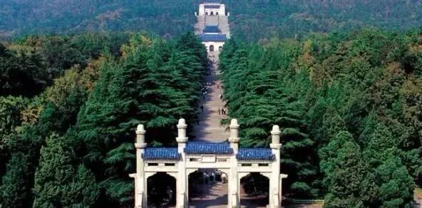 南京好玩的地方排行榜前十名，南京景点排行榜前十名（南京旅游必打卡的10个景点）