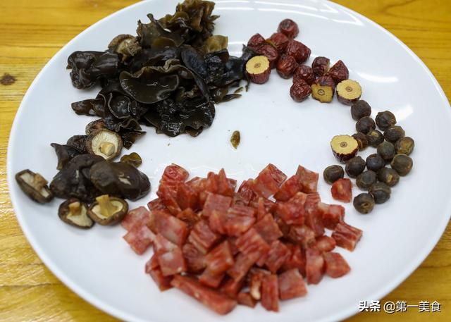 板鸡（板鸡子是什么，铁板鸡胗图片（认准这“三大名鸡”）