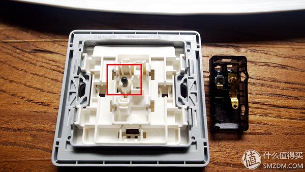 tcl国际电工（无边框开关插座拆解评测）
