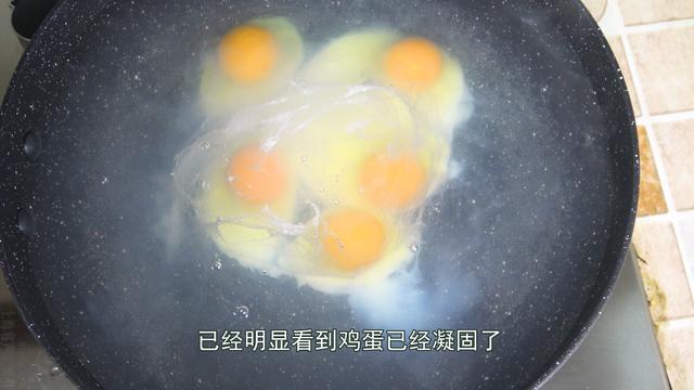 糖水荷包蛋的做法，糖水荷包蛋的做法窍门（水煮荷包蛋别直接下锅）