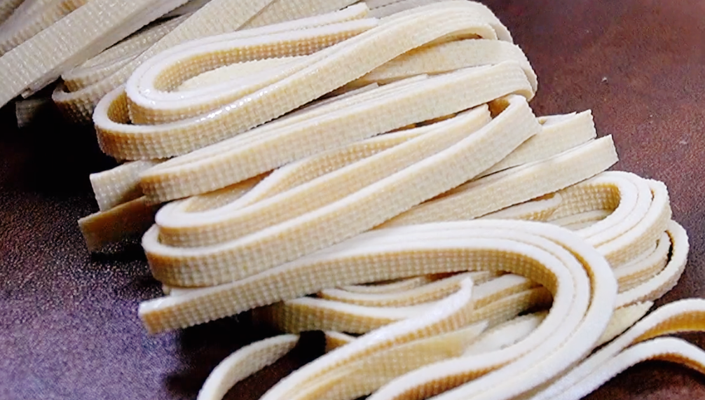 图片[2]-【水煮豆腐皮】做法步骤图 每次一大碗不够吃 过瘾-起舞食谱网