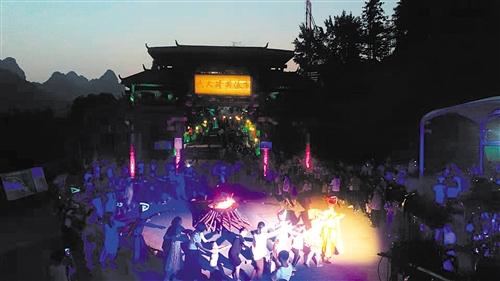 广西图书馆早上几点开门，广西图书馆早上几点开门时间（八桂红色景区飞扬红色旋律）