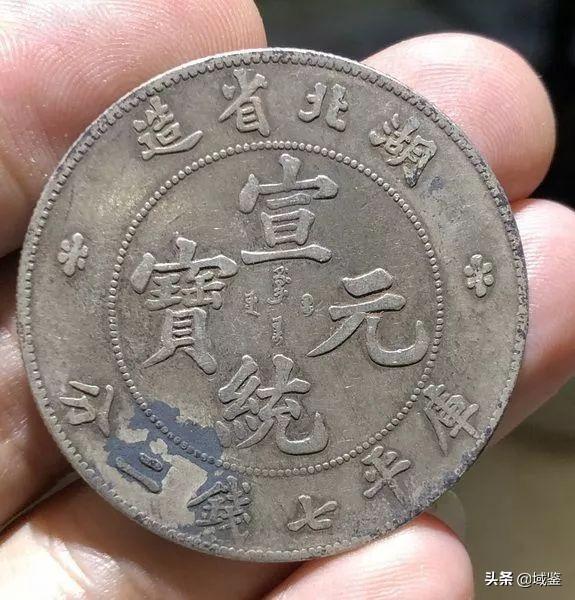 100元怎么看真假，新版100元人民币怎么鉴别真假真伪（袁大头辨别有技巧）