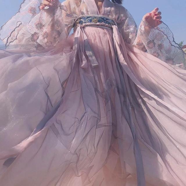 女生下半身头像，小姐姐下半身系列头像微信（女生部位头像，汉服小姐姐头像）