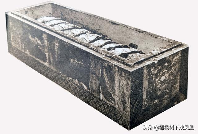 马王堆汉墓古尸，马王堆汉墓女尸刚出土（长沙马王堆女尸“全面体检”）