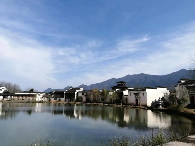 宏村在哪里，安徽宏村在哪里（宏村、西递等旅游景区恢复开放）