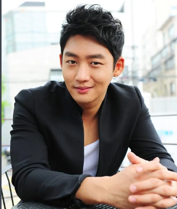 屋塔顶上的王世子，屋塔房王世子结局什么意思（《屋塔房王世子》10年后）