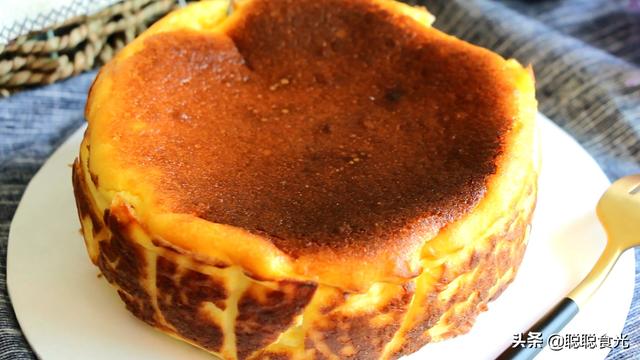 巴斯克蛋糕是什么意思（火爆全网的巴斯克芝士蛋糕）