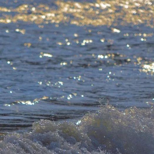 朋友圈壁纸+头像微信，朋友圈壁纸+头像（朋友圈背景图+头像套图）