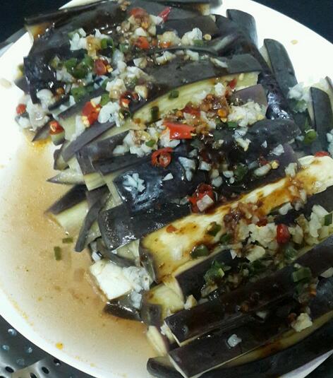 图片[5]-【蒜香蒸茄子】做法步骤图 还是后面放？许多人不明白 难怪不-起舞食谱网