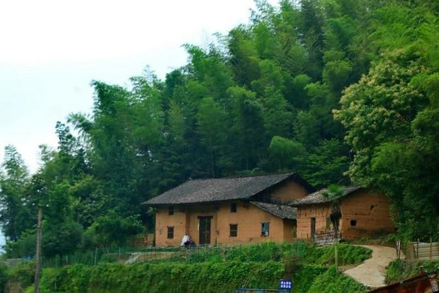 江西萍乡十大景点有哪些，萍乡旅游攻略自由行（武功山下旧时人家静美古朴）