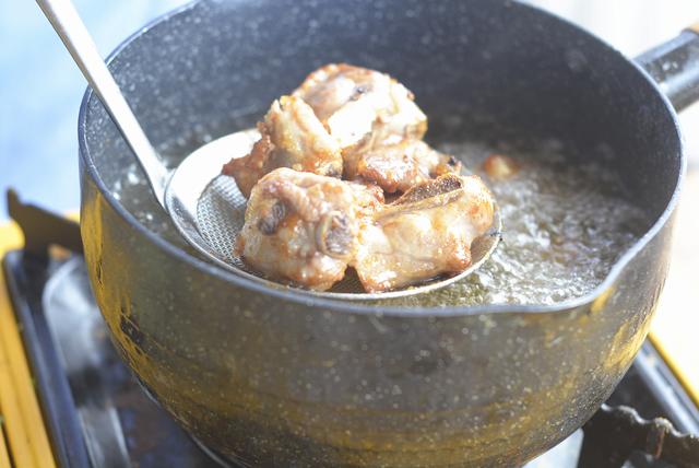 中餐厅干烧鱼的做法，干烧鱼怎么做法（王俊凯做的最认真的一道菜）