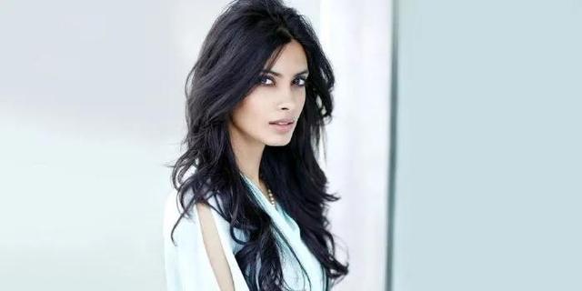 头发的英语怎么写，头的英语怎么写（“一夜白头”是white）