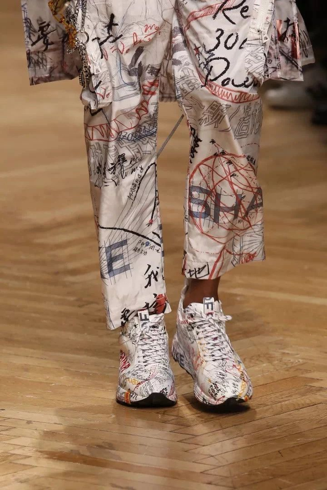 马克华菲女装什么档次，马克华菲为什么那么贵（多元艺术潮牌马克华菲彰显中国力量）