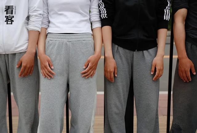 北京现代音乐研修学院是几本，北京现代音乐学院是一本吗（发不出工资的舞团：这帮人）