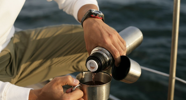 保温杯可以泡茶吗，保温杯能泡茶吗（保温杯泡茶等于“慢性自杀”）