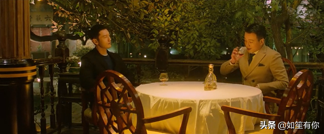 何以笙箫默电影版，何以笙箫默电视剧版电影版对比（《何以笙箫默》何以琛和赵默笙为对方守住漫长寂寞）