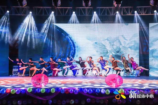 外婆的澎湖湾串词，外婆的澎湖湾串词主持人（2019元旦晚会）