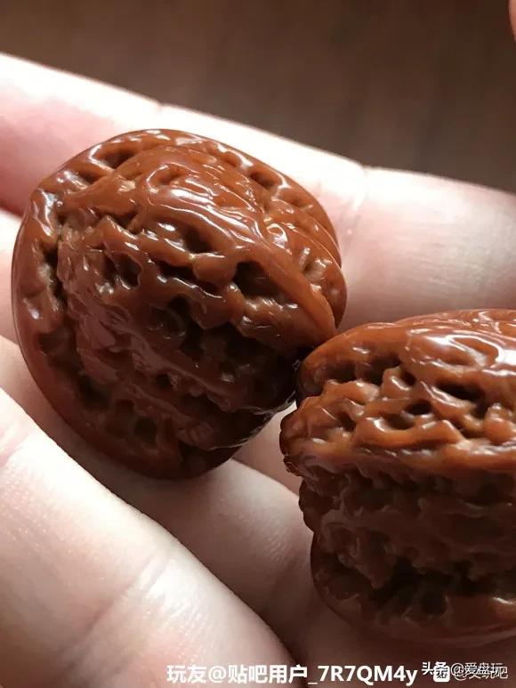 桃核手串的正确盘法（盘了8年的桃核）