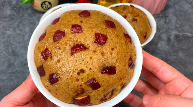 发糕的家庭的做法，红糖发糕的家庭做法（比蛋糕简单好吃）