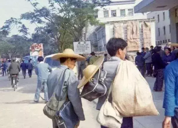 深圳发展历史回顾，老照片里看深圳经济特区“前世今生”