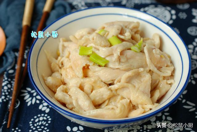 怎么炒鸡脯肉好吃又简单，跟着酒店大厨学炒鸡脯肉