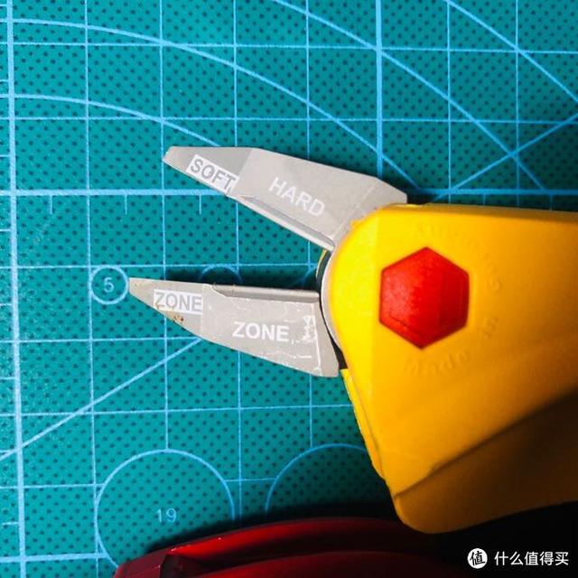 十字螺丝拧花了怎么办，螺丝拧花了如何拧出来（说说钳子-历史、原理、构成和选择）