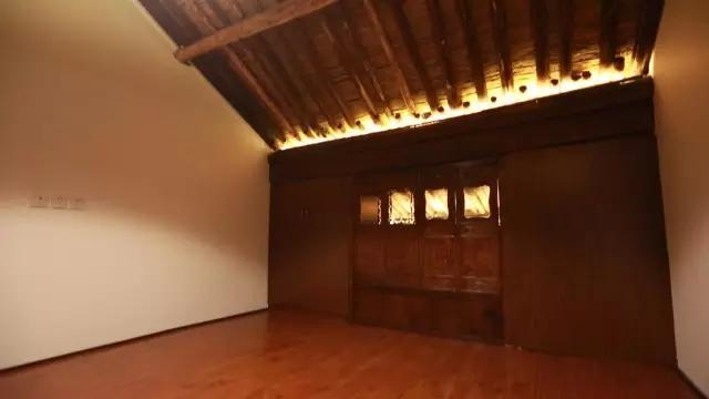 cf寂静村怎么上房，cf寂静村怎么跳上高台（这座晚清废屋变成中式豪宅）