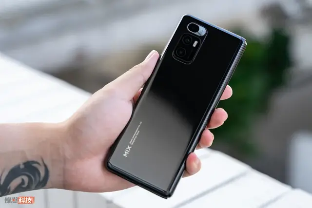 kimoji，极具个人风格：美国影星（kimoji怎么读）